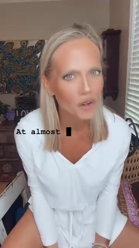 @i.am.elizabeth.love's hormone therapy claims, fact-checked