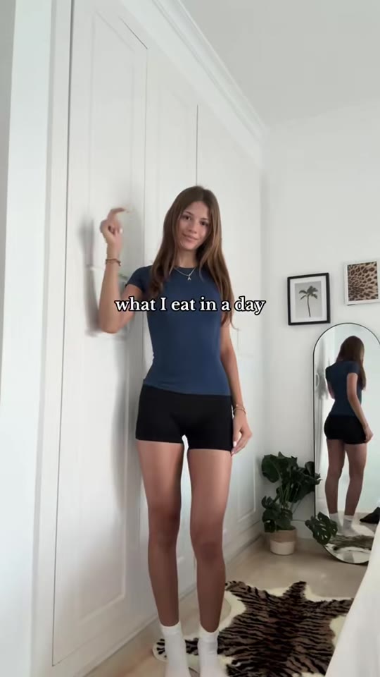 @more.alisaaa's 'clean eating' advice doesn't match TRT needs